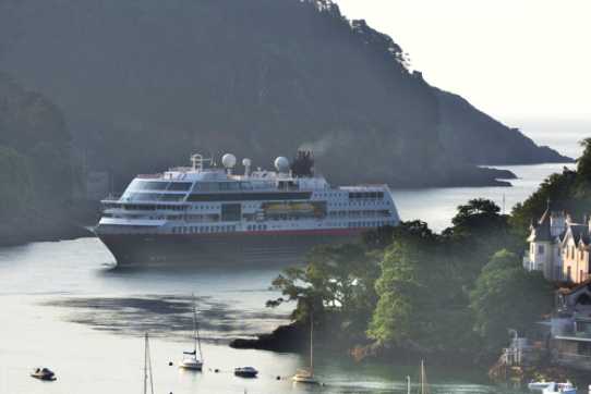 14 June 2023 - 06:44:43

----------------------
Cruise ship Maud arrives in Dartmouth